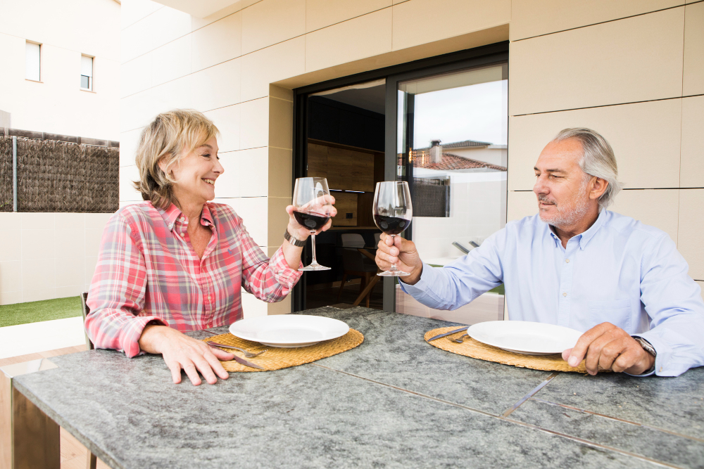Is Senior Apartment Living the Right Choice for You